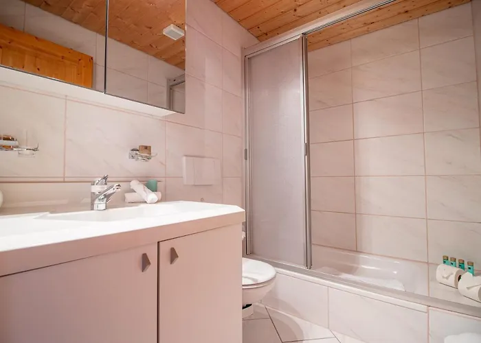 Appartement Padrun 8 -Weisshornbahn-Arosa Zentrum-Top Lage *